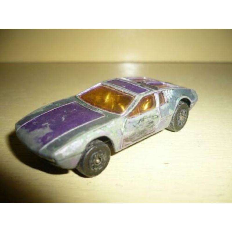 Mie18> oude corgi tomaso mangusta 01