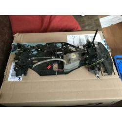 Rc auto onderdelen.