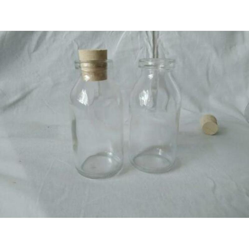 Mini glazen flesjes 10 cm met of zonder kurk p/st.