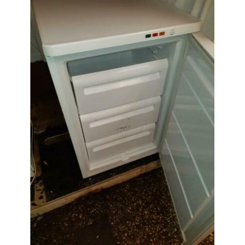 Zanussi vriezer tafel model