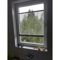 Nieuwe Luxaflex aluminium badkamer kwaliteit