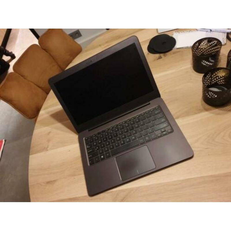 Ultrabook Asus UX305FA / Ultra-dun, 13,3" FullHD, 128GB, 4GB