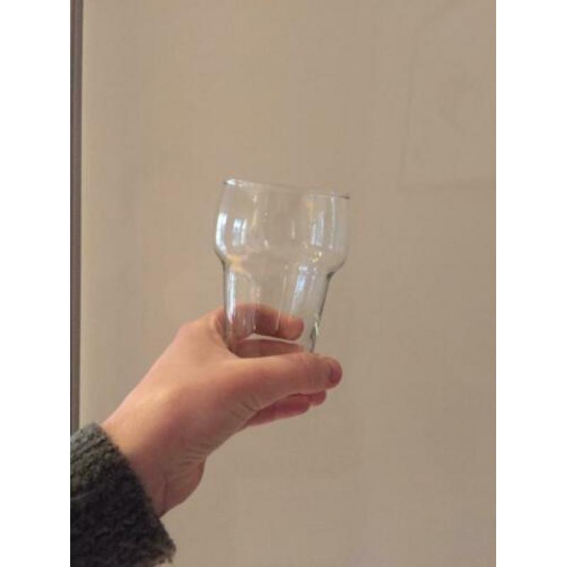 Wijnglazen + bierglazen (inclusief kratten)