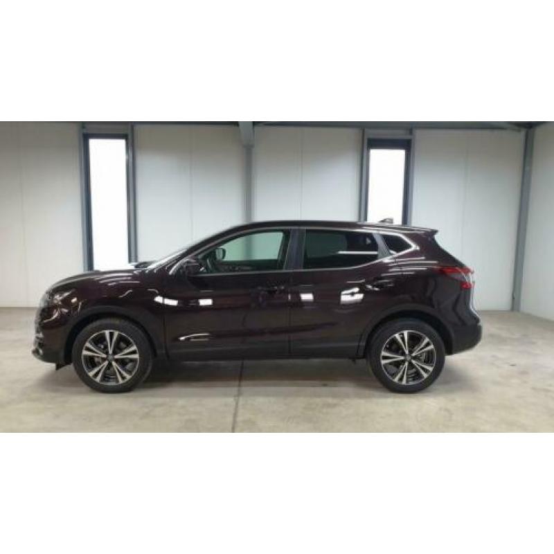 Nissan QASHQAI 1.3 DIG-T 160 pk N-Connecta automaat navigati