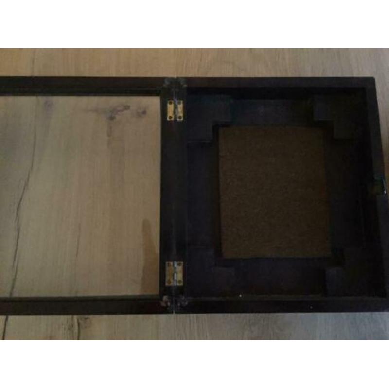 Icoon: hoogglans lijst met glas
