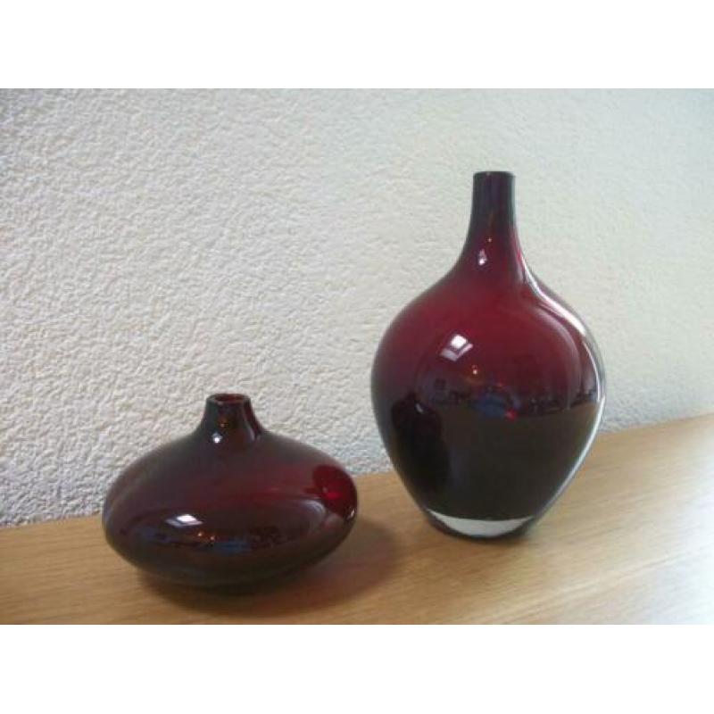2 Luxe Rode Vaas dik rood glas - 20 en 10 cm hoog - gaaf
