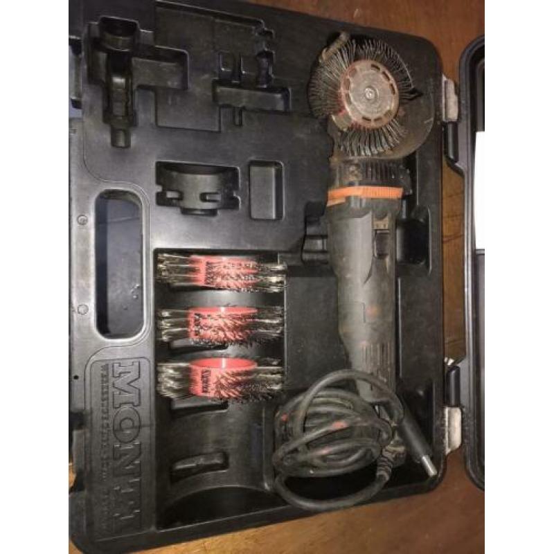Monnti mbx bristle blaster