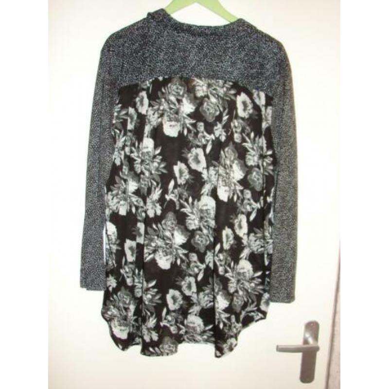 soepele blouse van H en M maat 48/50