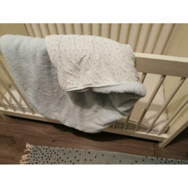 8 babydekentjes