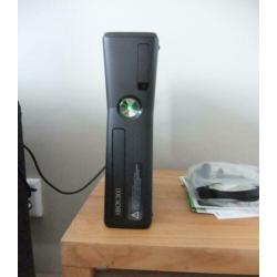 Xbox 360 Console Slim (250 GB)