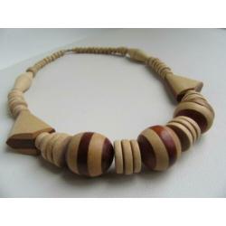 Collier/Ketting met houten kralen