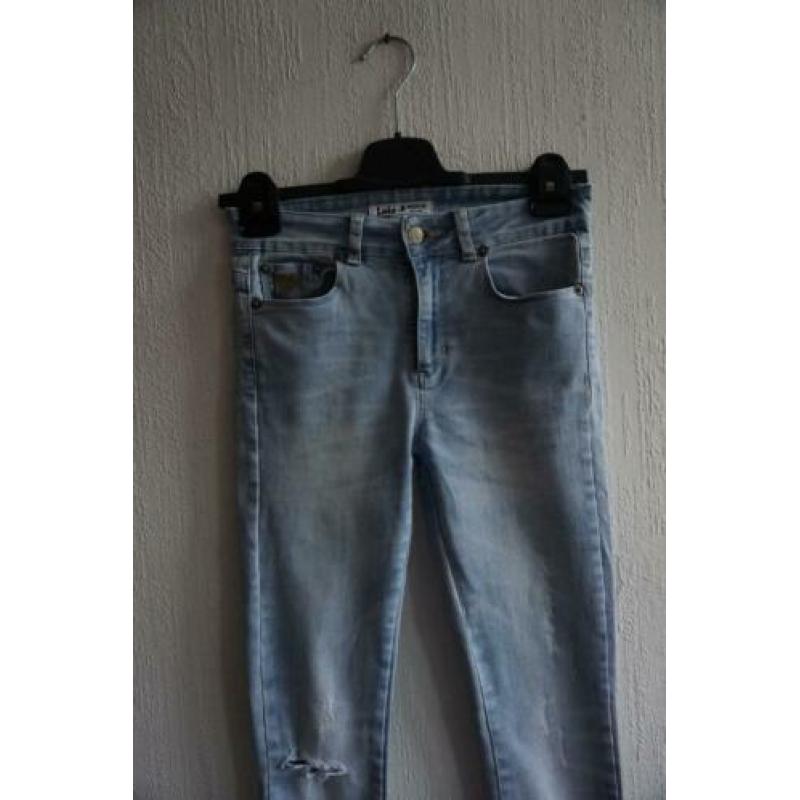 Broek van Lois, maat 25x32