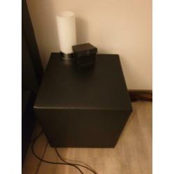 2 persoons boxspring incl bijbehorende nachtkastjes