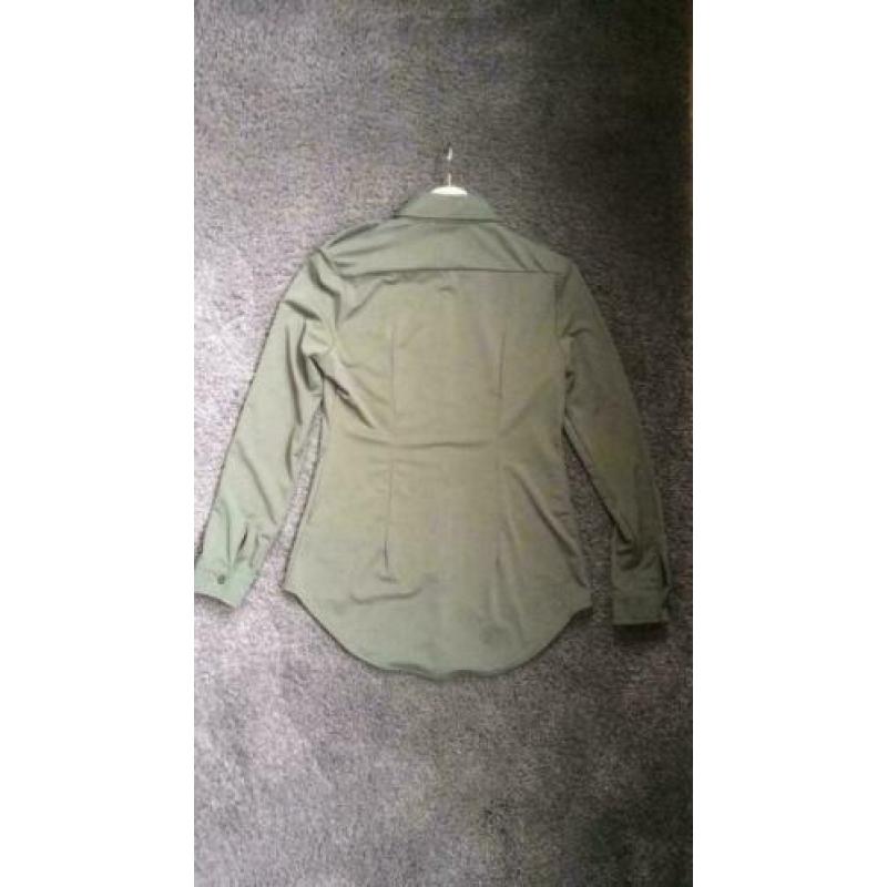 Comfort blouse legergroen maat S of 36