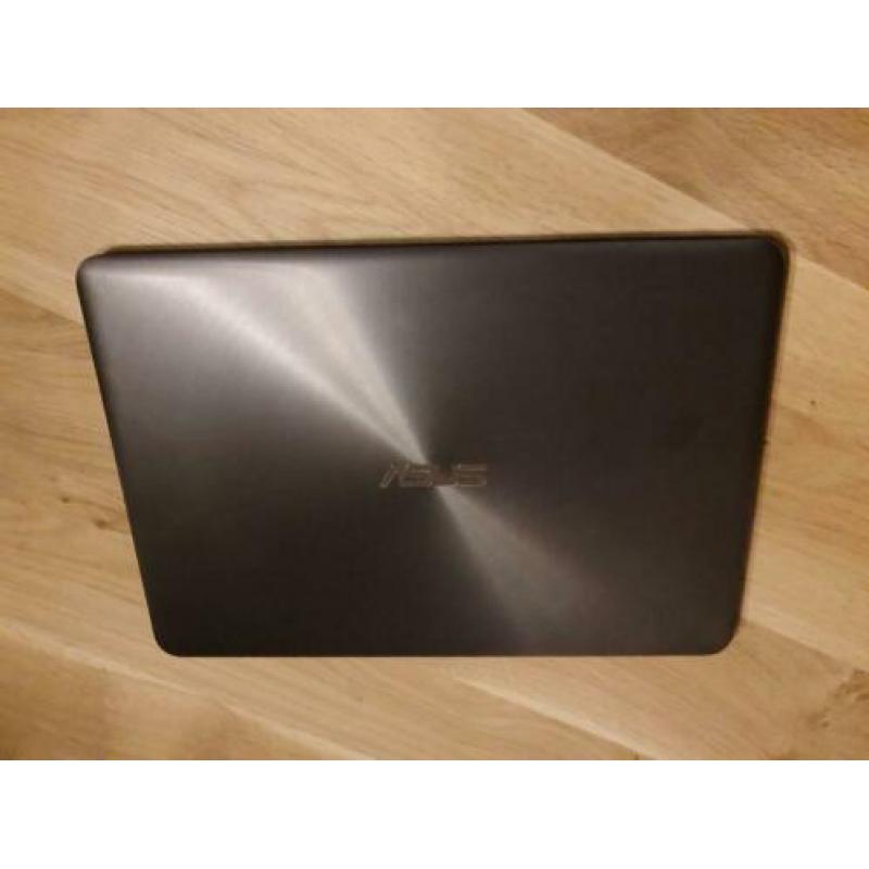 Ultrabook Asus UX305FA / Ultra-dun, 13,3" FullHD, 128GB, 4GB