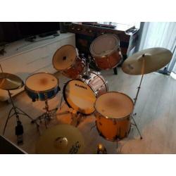 Oldscooldesign Vintage Hamma EMI drumstel in goede staat