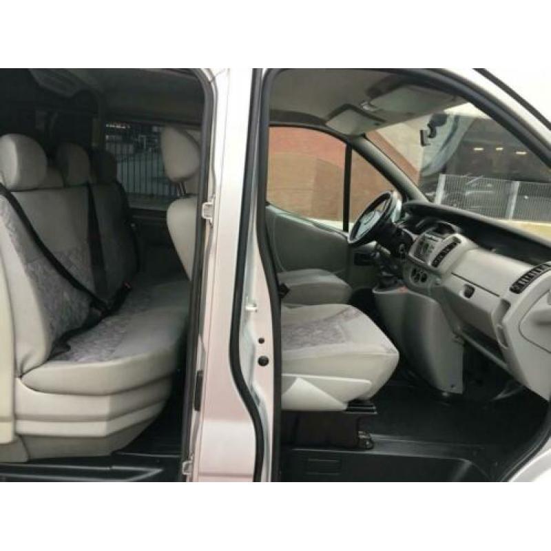 Opel Vivaro 1.9 DTI L1 H1 DC * Airco * 2002 * YoungTimer * 6