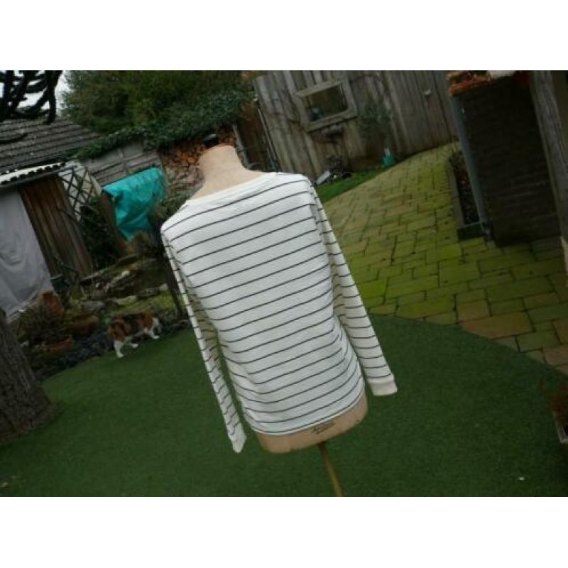 ONLY trui / sweater maat M als nieuw , gebroken wit
