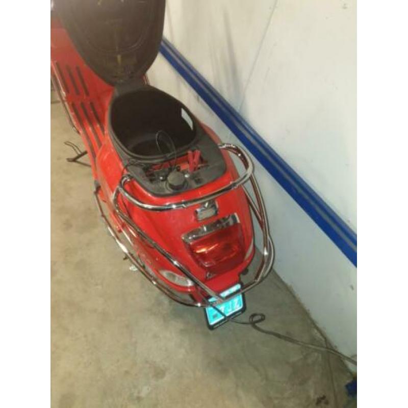 Vespa s 2012