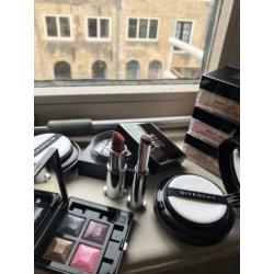 Givenchy make-up. Poeders, foundation / *geswatcht*
