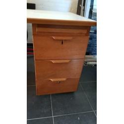 Oud zwaar Philips bureau (antiek) uit 1958