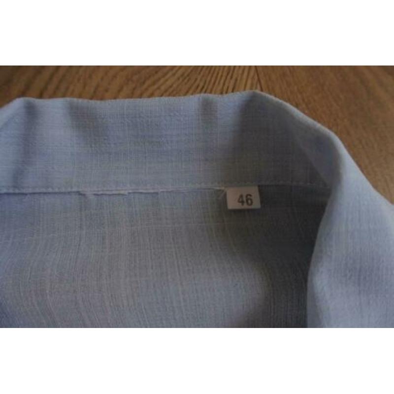 blouse licht blauw 46 leuke kraag
