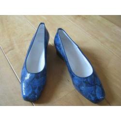 NIEUW = Ara pump slang print - blauw leder - maat 39 = NIEUW
