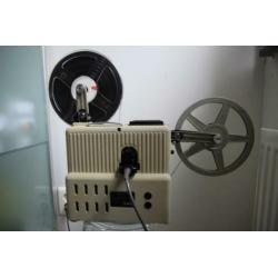 Aaqngeboden: 8mm film projector