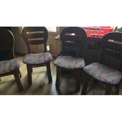 Eetkamerstoelen 4 stuks met 4 stoelhoezen