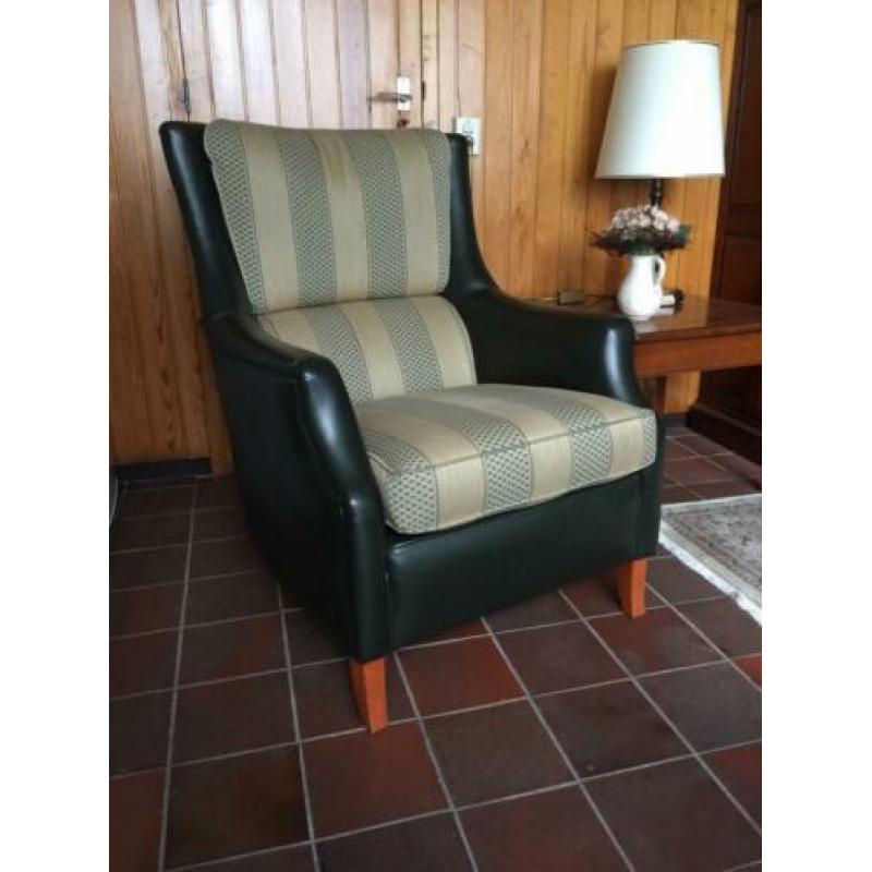 Groen leren /stoffen Engelse style fauteuils z.g.a. nieuw.