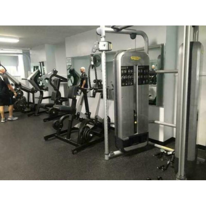Hotel OPHEF Technogym cardio kracht loopband crosstrainer !!
