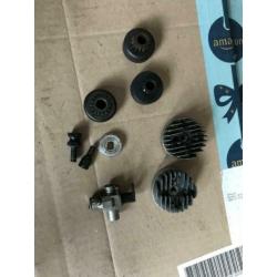 Rc auto onderdelen.