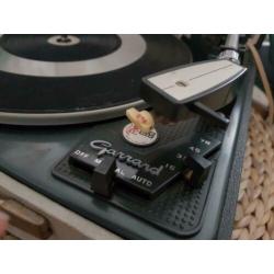 Vintage Garrard AT6 MK2 platenspeler.