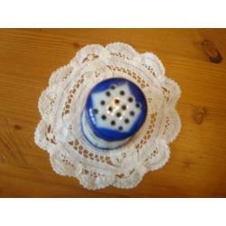 Bijzondere Franse strooier, porselein, zoutvaatje brocante