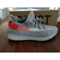 Yeezy boost 350 Taillight, Tail light maat 44 2/3, 10.5
