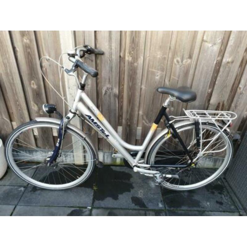 Damesfiets 28 inch 3 versnellingen Framemaat 56cm