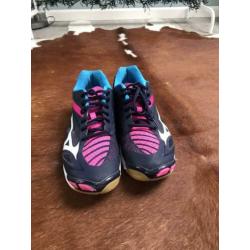Mizuno Wave Lightning z3