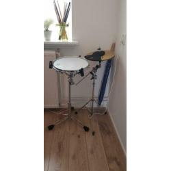 Oefenpad 8 en 14 inch. Oefenbekken 13 inch. 2 standaards
