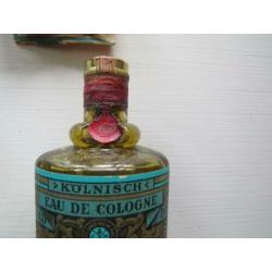Oud flesje eau de cologne in originele verpakking