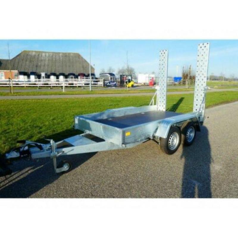 Bij Eemsned machinetransporter .OPRUIMING € 2295,--