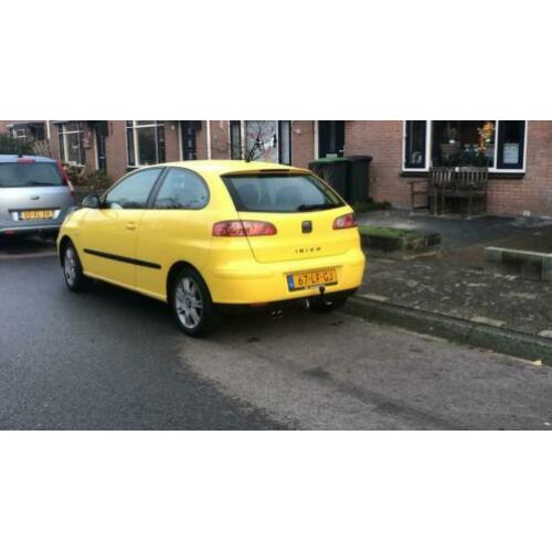 Seat Ibiza 1.4 16V 55KW 2002 Geel