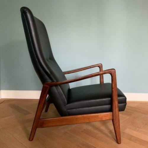 Cassina 829 High Back Lounge Chair, Gio Ponti