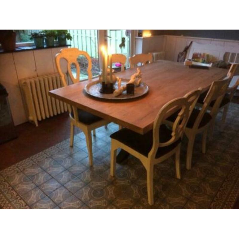 Brocante houten eetkamerstoel