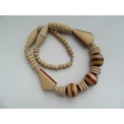 Collier/Ketting met houten kralen