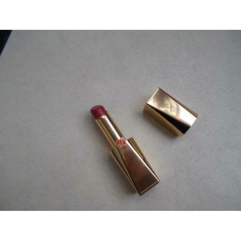 Estée Lauder – Lipstick Pure Color Desire 207