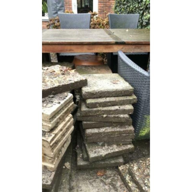 Gratis betontegels en betonblokken voor fundering