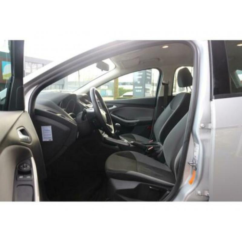 Ford Focus 1.0 EcoBoost Lease Trend Navi Cruise PDC Airco |