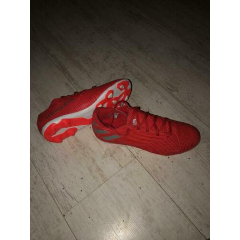 TE KOOP nieuwe Adidas voedbal schoenen