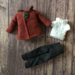 Blythe outfit ( jas, broek, trui)