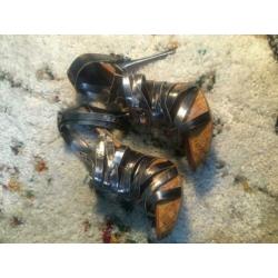 Guess stiletto’s